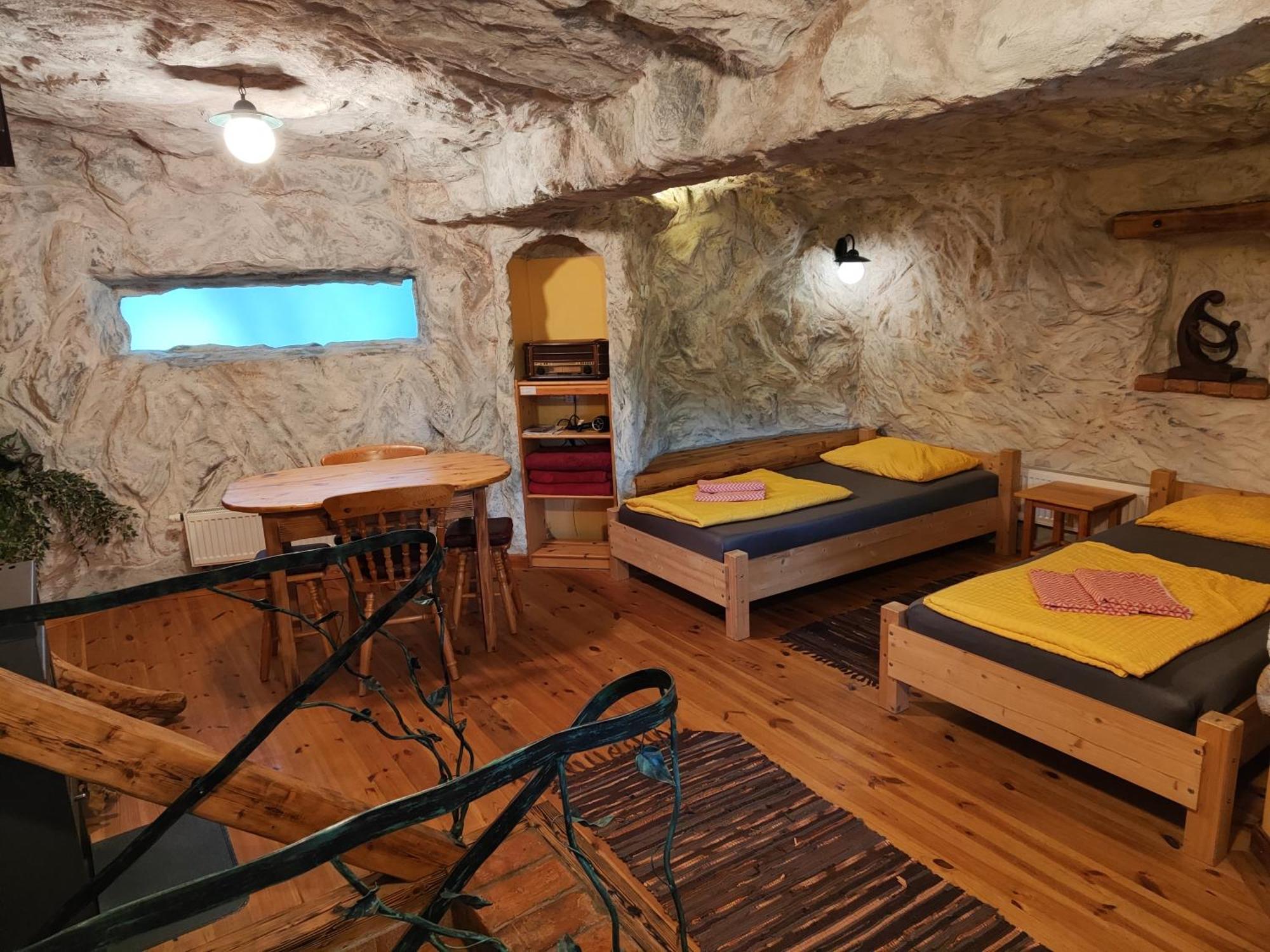 Klub Zlata Ribica Hotel Йесенице Екстериор снимка